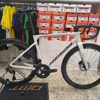 Bici da corsa Merida Scultura 8000 (MY26)