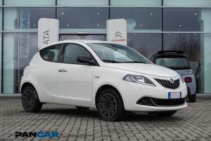 Lancia Ypsilon 1.0 FireFly 5 porte S&S Hybrid Gold