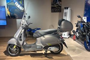 Vespa 310 GTS hpe SUPER TECH