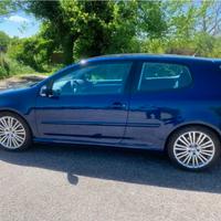 Volkswagen Golf R32 DSG