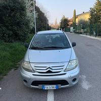 Citroen C3 1.1 GPL versione Exclusive.