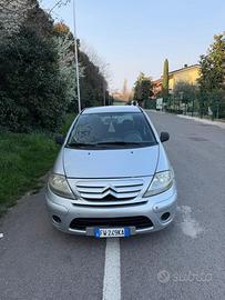 Citroen C3 1.1 GPL versione Exclusive.