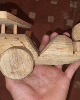 Aeroplano giocattolo in legno – vintage