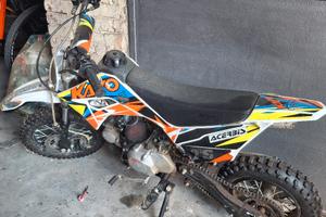 PIT BIKE