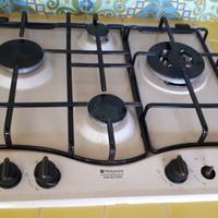 Piano cottura Hotpoint Ariston 4 fuochi a gas 