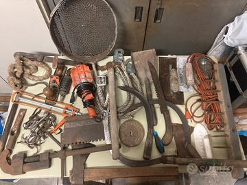 Lotto attrezzi da lavoro