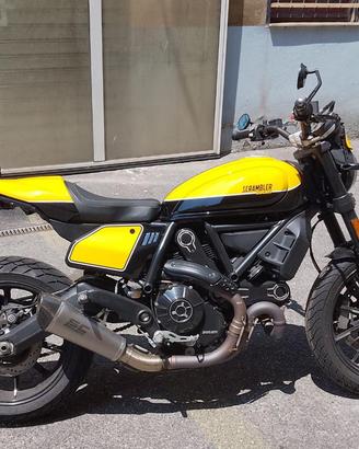 DUCATI Scrambler 800 Full Throttle