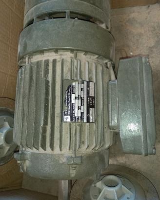 motore auto frenante di marca mgm