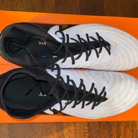 Scarpini Nike Phantom Luna II