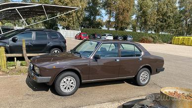 Alfetto 2000 L del 1980