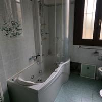 Vasca da bagno idromassaggio