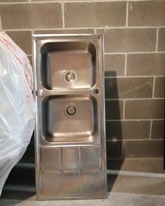 Lavello acciaio inox 2 vasche + scivolo 