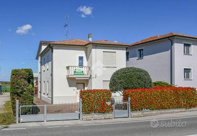 BIFAMILIARE A POGGIO RENATICO