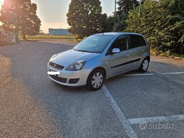 ford fiesta 1.4 tdci 5 porte