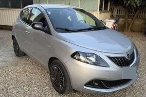 Lancia Ypsilon 1.0 Hybrid Gold – 2022 – 13.300 km