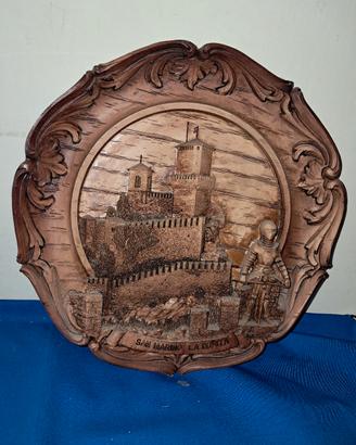 Piatto in legno da parete