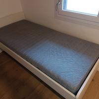 Letto singolo con materasso