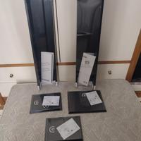 mensole e portafoto.