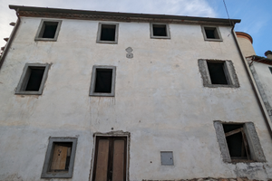 Casa da ristrutturare loc. Castello San Ginese