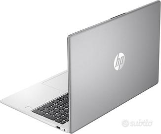 HP 250G10 i5-1334U 8GB/512GB Argento NUOVO