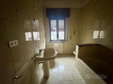 CASA INDIPENDENTE A PIACENZA