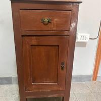 Comodino antico d’epoca