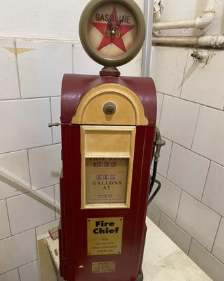 Pompa di benzina porta oggetti Vintage