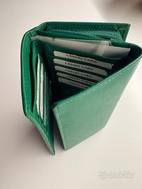 Portafoglio in vera pelle verde