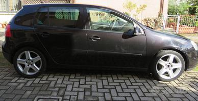 Golf serie 5 Sportline  anno 2007  in buono stato
