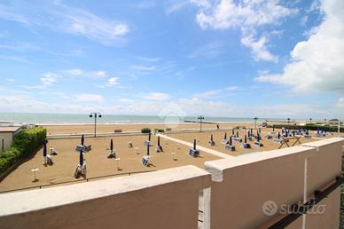 3 LOCALI A JESOLO