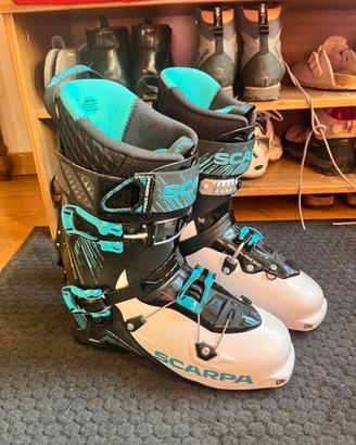 Scarpa Maestrale RS 28 - Usati 1 Volta
