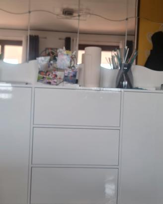 Madia bianco lucido 220cmx80x40  Maniago