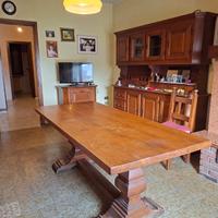 Tavolo in rovere massiccio