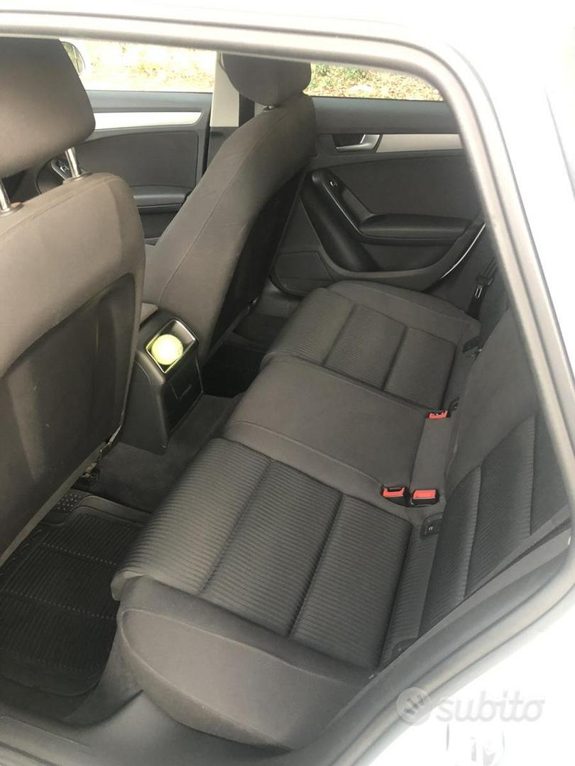 Audi A4 Avant 2012 photo 3