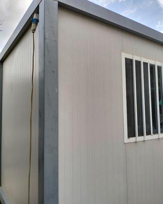Baracca box container modulo abitativo