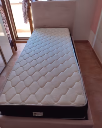 letto in velluto