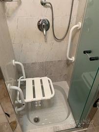 Sedile e Maniglione disabili