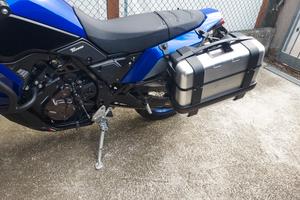 coppia borse givi e telaio tenere 700 t7