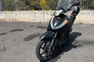 Honda SH300