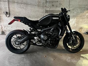 YAMAHA XSR900 custom