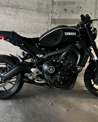 YAMAHA XSR900 custom