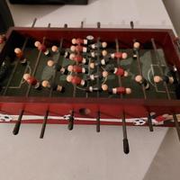 Biliardino da tavolo