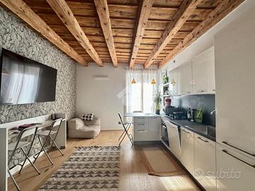 MONOLOCALE A BERGAMO