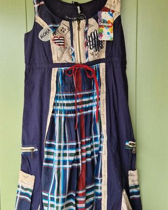 Desigual abito patchwork. Nuovo.