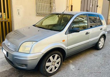 Ford fusion 1.4 in buone condizioni
