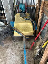 Botte irrorazione carrellata con pompa trattore