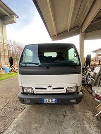 Camion Nissan Cabstar