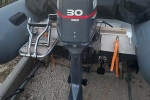Motore Yamaha 30 cv, 2 tempi, anno 2002