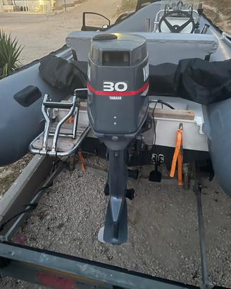 Motore Yamaha 30 cv, 2 tempi, anno 2002