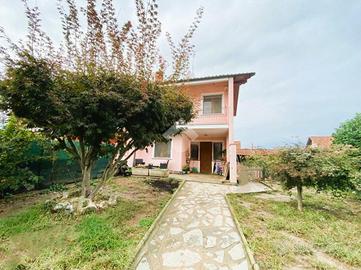 CASA SEMINDIPENDENTE A OSASIO